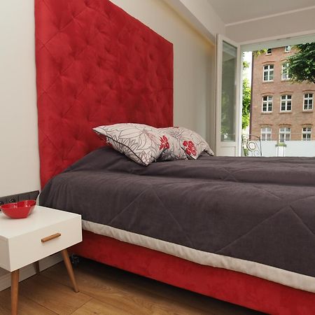 Grand Tourist Simple Rest Apartments Gdansk Room photo