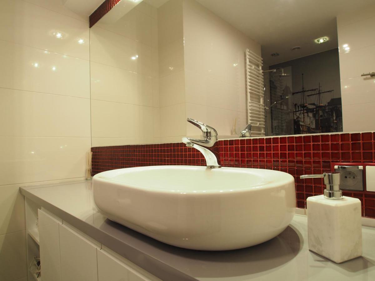 Grand Tourist Simple Rest Apartments Gdansk Room photo