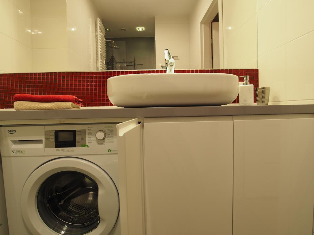 Grand Tourist Simple Rest Apartments Gdansk Room photo